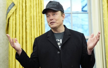 Tỉ phú Musk lên tiếng trước thông tin ngừng dịch vụ internet vệ tinh Starlink ở Ukraine
