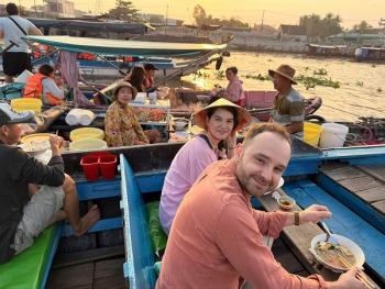 Làm gì để khơi thông 'mạch sống' du lịch đường sông Cần Thơ?