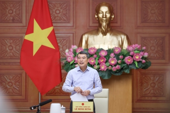 Quyết liệt cắt giảm thủ tục hành chính, phát triển toàn diện ngành văn hóa, thể thao và du lịch