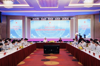 Giáo dục thực chất phải bắt đầu từ sự trung thực