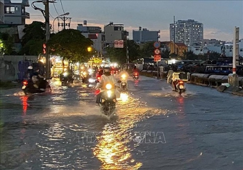 Bắc Bộ giảm mưa, Nam Bộ và cao nguyên Trung Bộ mưa lớn