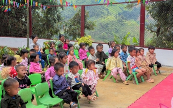Hơn 12 tỷ đồng từ Quỹ Kiến tạo ước mơ tiếp sức an sinh, chắp cánh giáo dục tại Cà Mau và Điện Biên