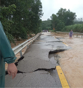 Mưa lớn gây sạt lở hơn 40 vị trí đường tỉnh tại Nghệ An, Thanh Hóa