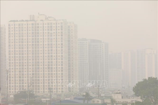 Hà Nội và các tỉnh lân cận tiếp tục ô nhiễm không khí ở mức xấu