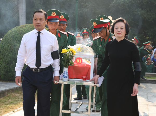 'Chiến dịch 500 ngày đêm' tiếp tục hành trình đưa các liệt sĩ trở về với đất mẹ