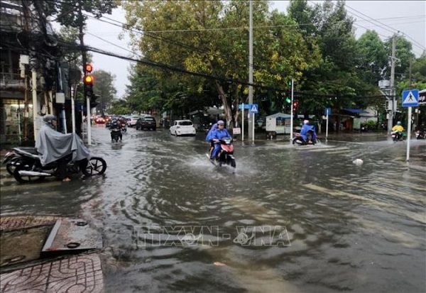Mưa lớn cục bộ ở Trung Bộ, Tây Nguyên và Nam Bộ