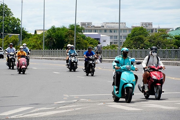 Bắc Bộ ngày nắng, Nam Bộ triều cường ven biển cao